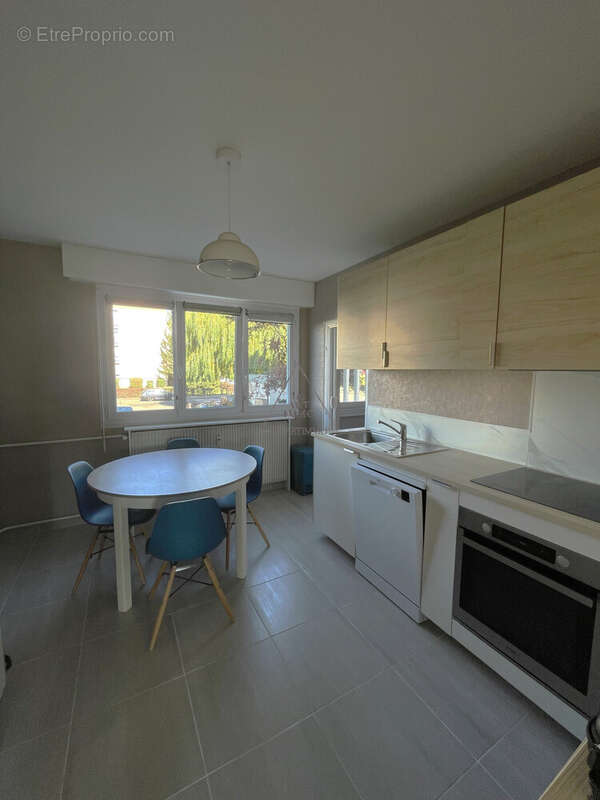 Appartement 85 m² à Hoenheim  - photo 2