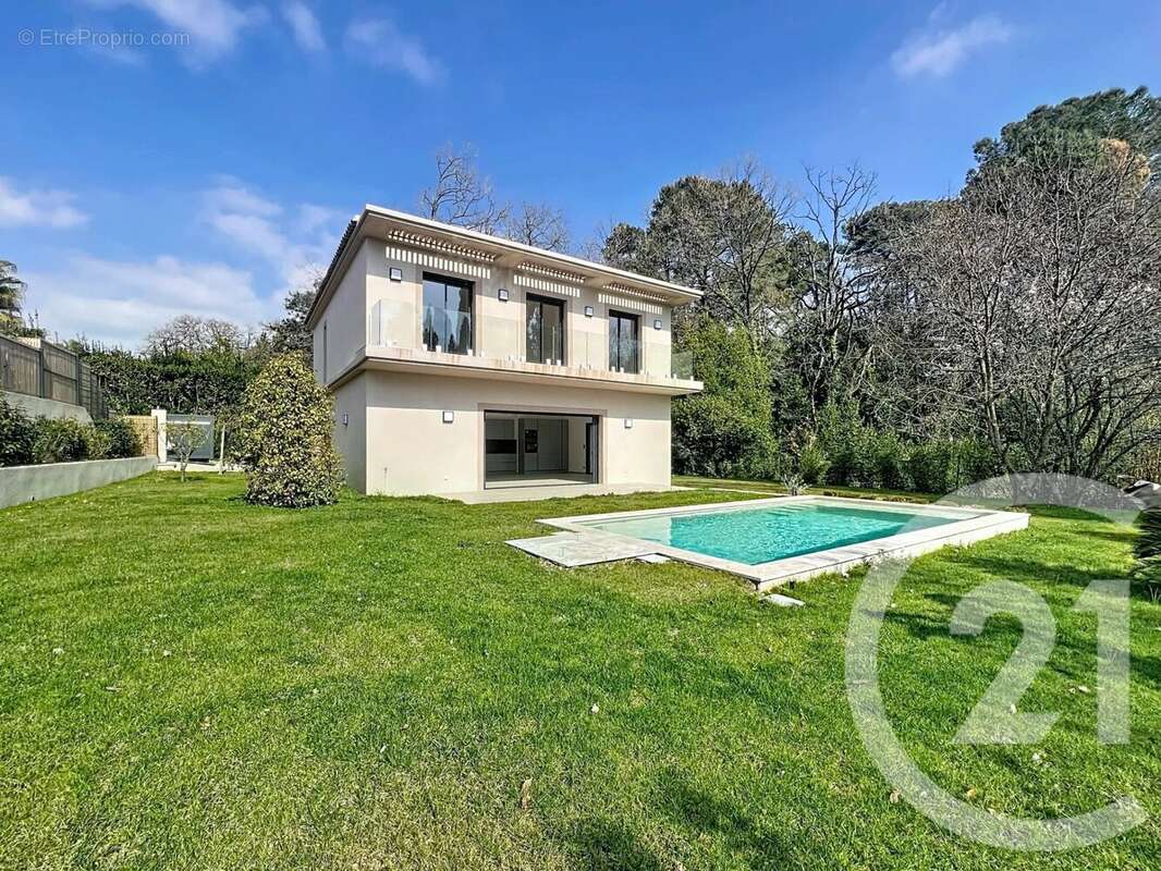 Maison 160 m² à Mougins  - photo 21