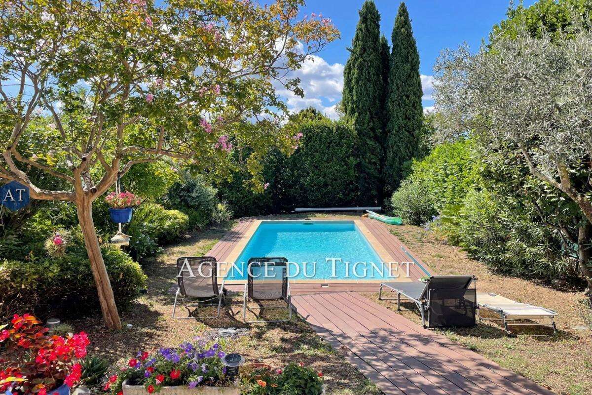 Maison à PEYMEINADE