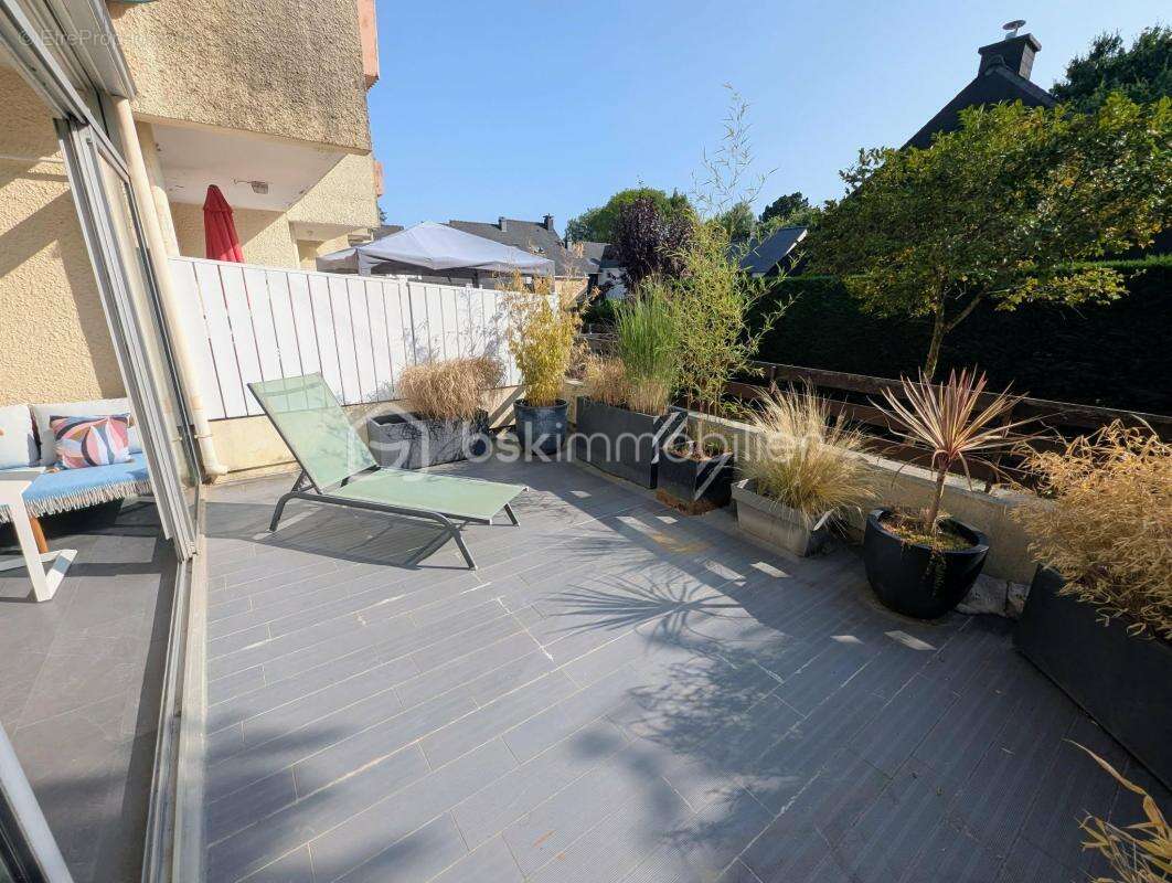Appartement en RDC avec un grand balcon / extérieur et garage situé à FOUGERES 35300 - photo 9
