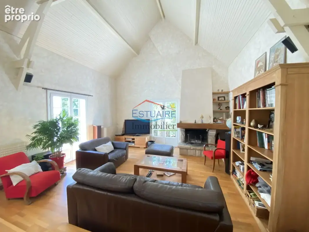 Maison 6 pièces 160 m² à vendre à Saint-Etienne-De-Montluc (44360) - photo 3