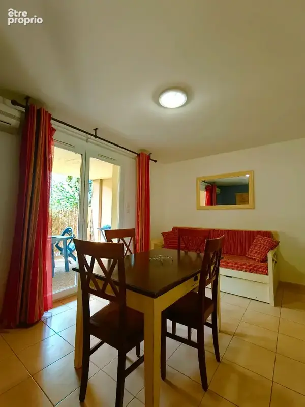 Appartement  meublé sur résidence avec piscine au coeur du village - photo 3