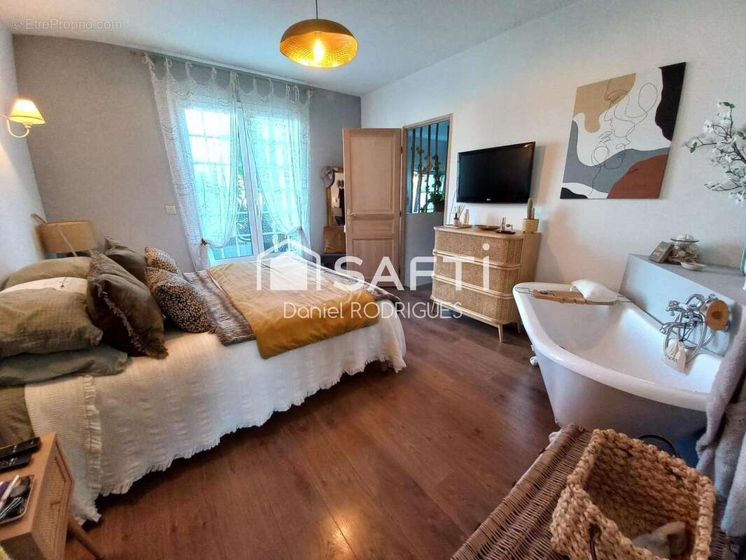 Photo 3 - Maison à PONTAULT-COMBAULT