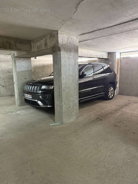 Parking à SAINT-LARY-SOULAN