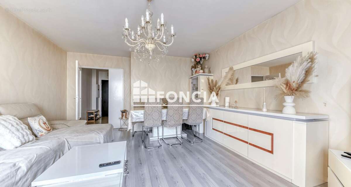Appartement à LYON-7E