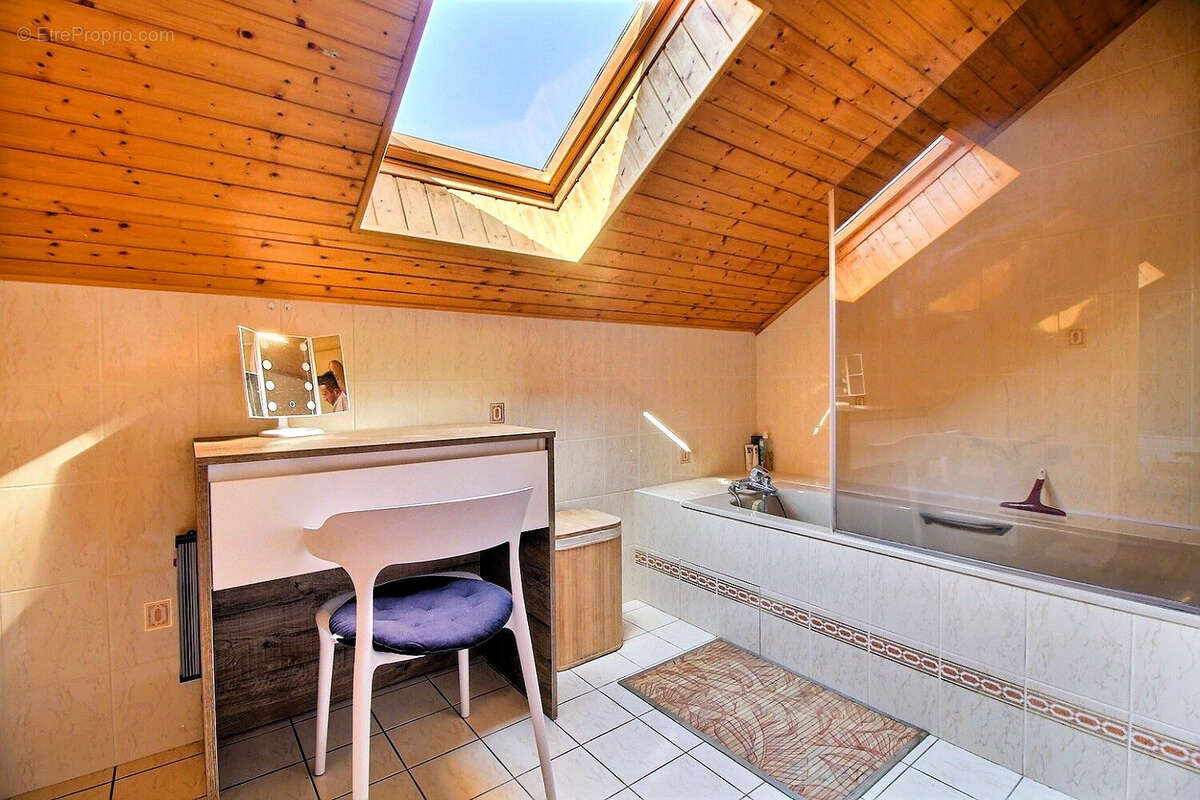 Maison à SCIEZ