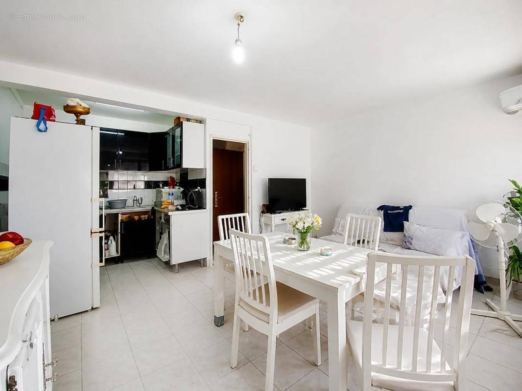 Appartement à MARSEILLE-15E