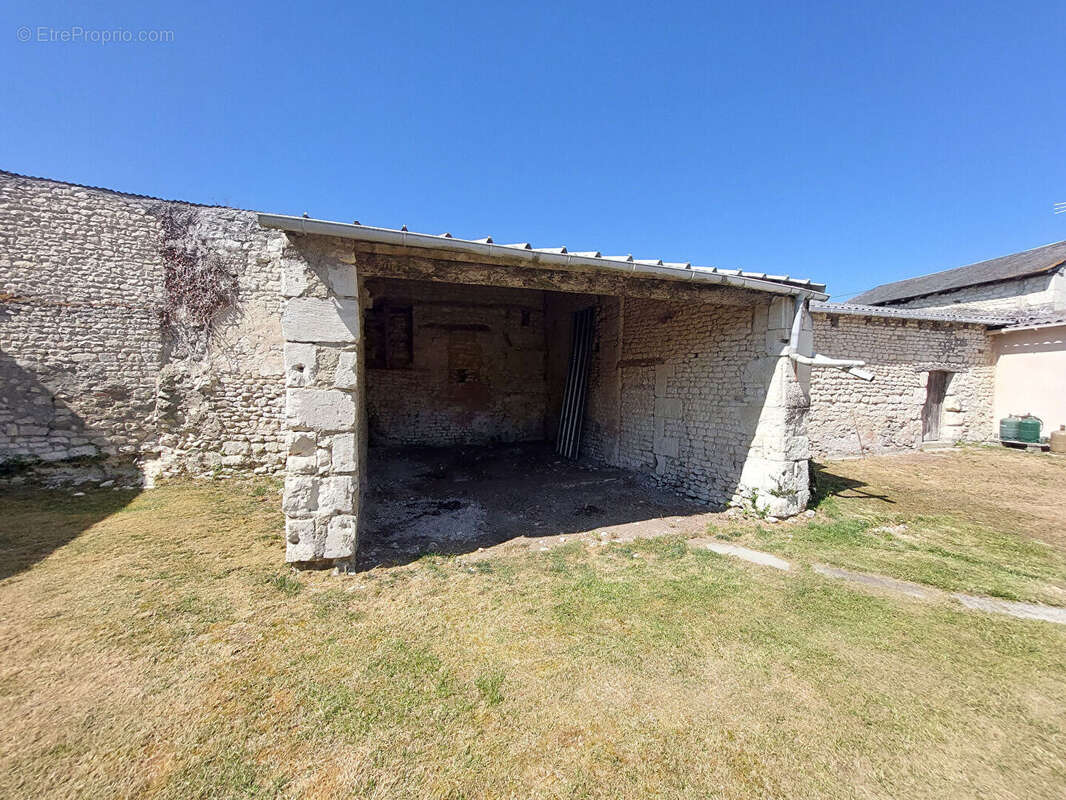 Maison à SAINT-CHRISTOPHE