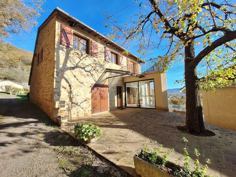 Maison à SAINT-MICHEL-LOUBEJOU