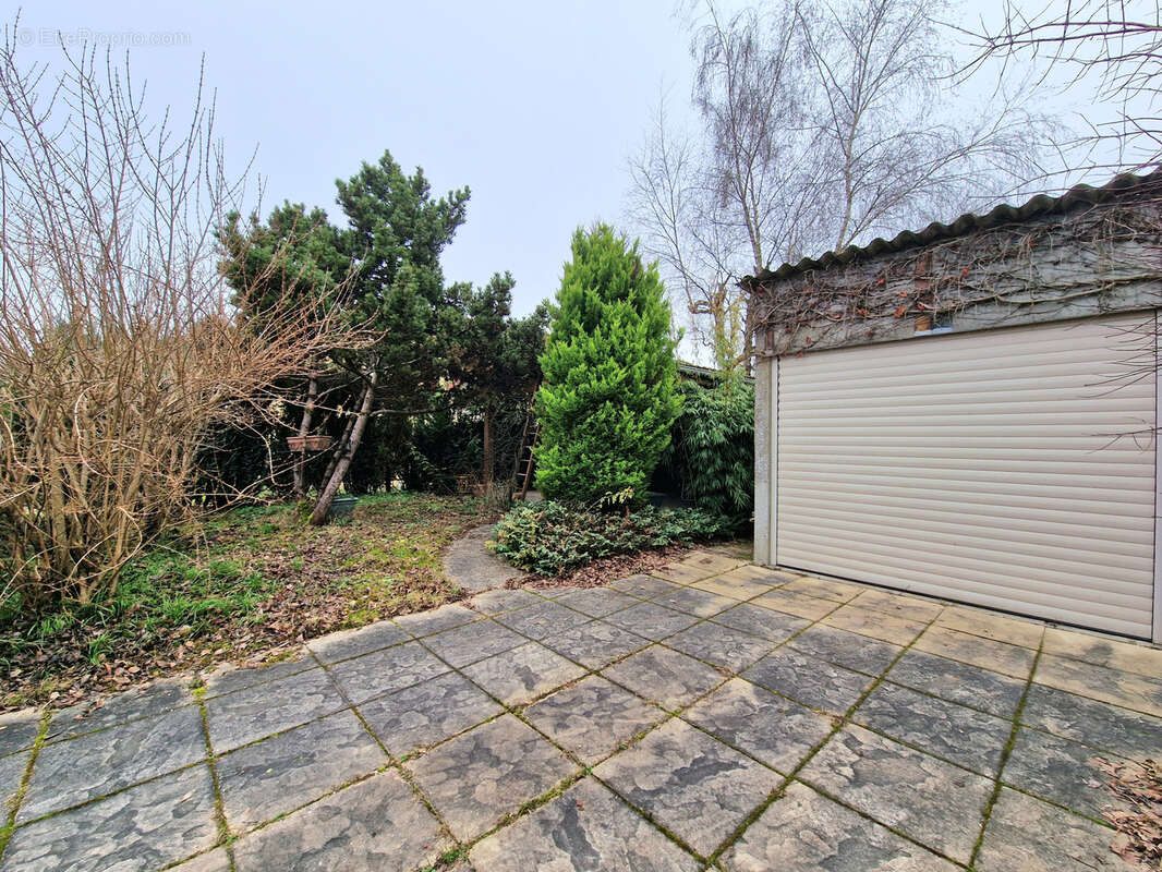 Maison à PAGNY-SUR-MEUSE
