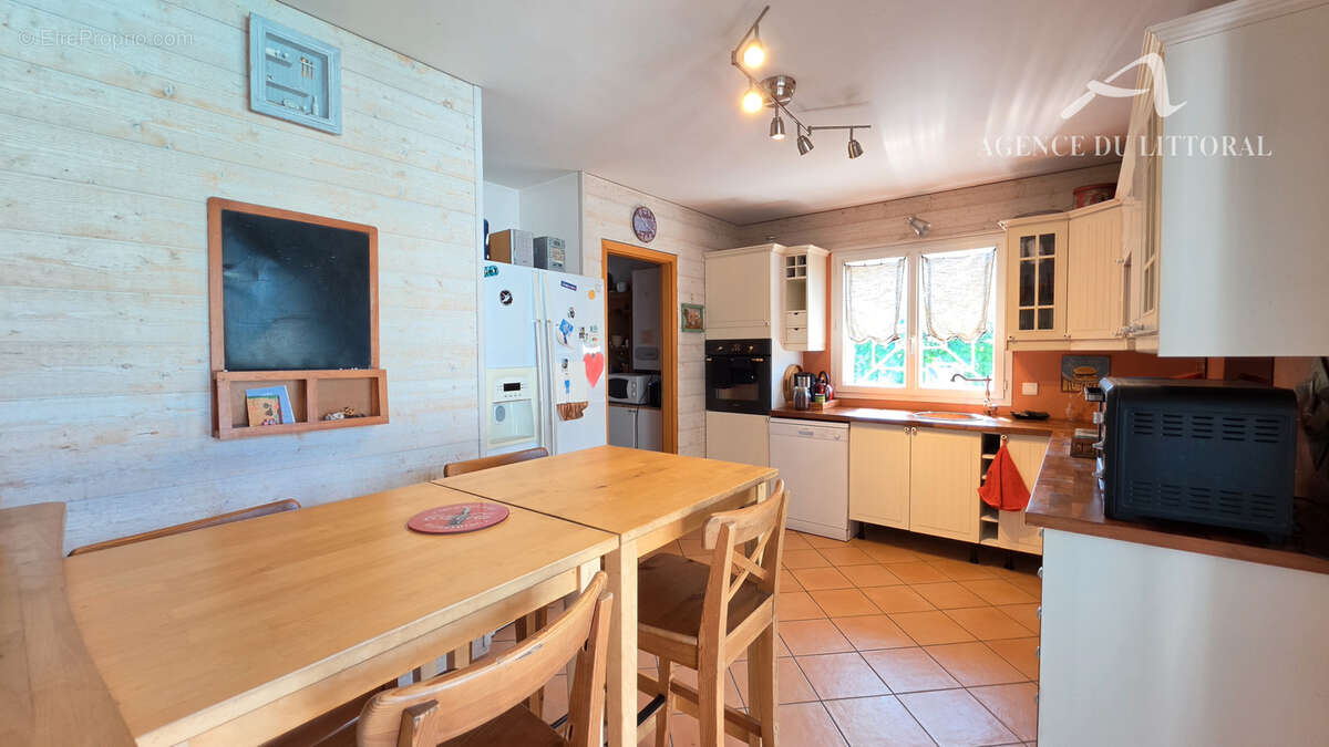 Andernos-les-Bains maison de plain-pied 5 chambres+bureau - photo 5