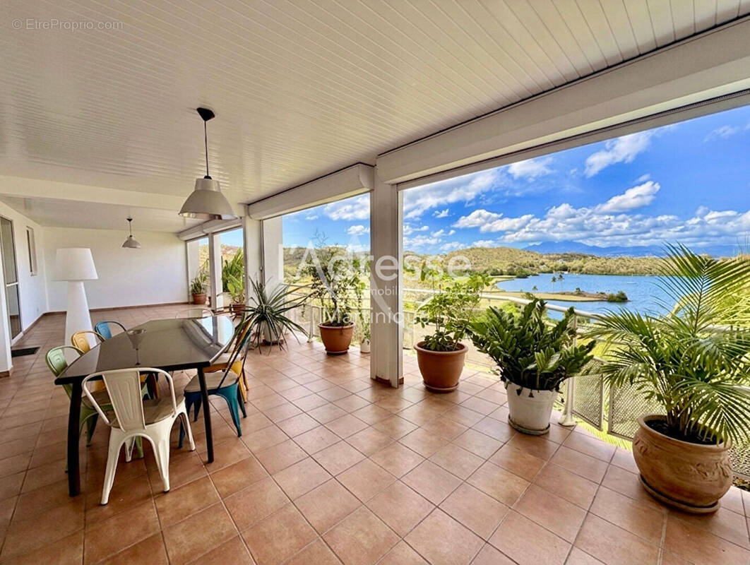 Appartement à LES TROIS-ILETS