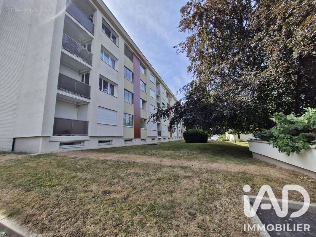 Photo 1 - Appartement à SAINT-MICHEL-SUR-ORGE