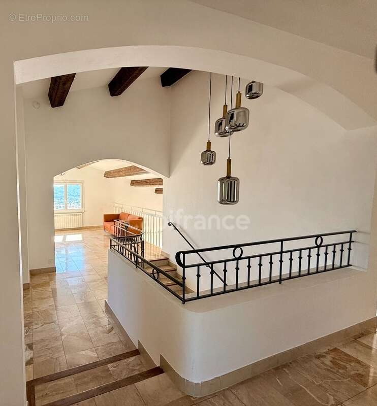 Maison à DRAGUIGNAN