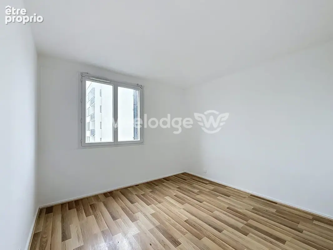 Appartement 3 pièces 64 m² à vendre à Les Clayes-Sous-Bois (78340) - photo 4