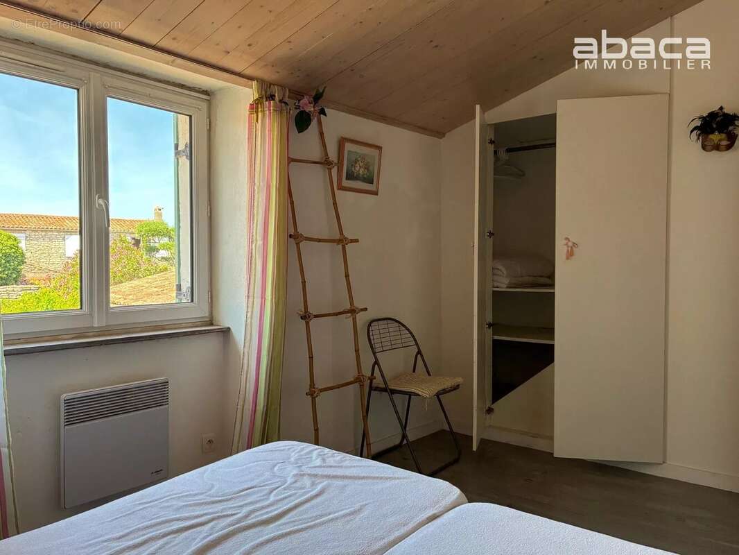 Maison à LES PORTES-EN-RE