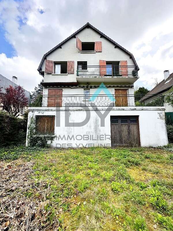 LE PECQ - Domaine de Grandchamp .Maison 175 m2 5 chambres - Au calme - photo 19
