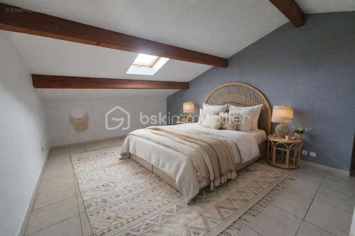 Appartement à OLLIOULES