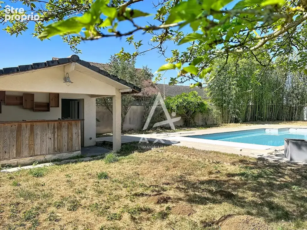 VILLEBICHOT (21) - Maison 7 pièces - Garages - Piscine - Tennis - photo 2