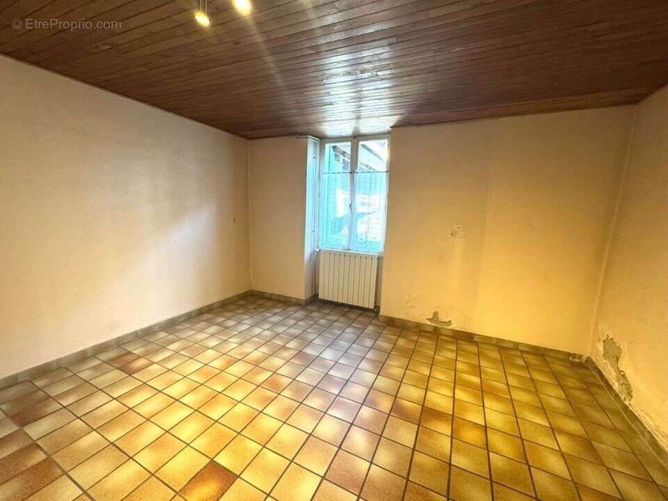 Maison à BOURG-DE-PEAGE