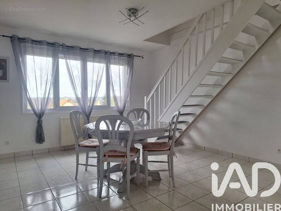 Photo 1 - Appartement à LES DAMPS