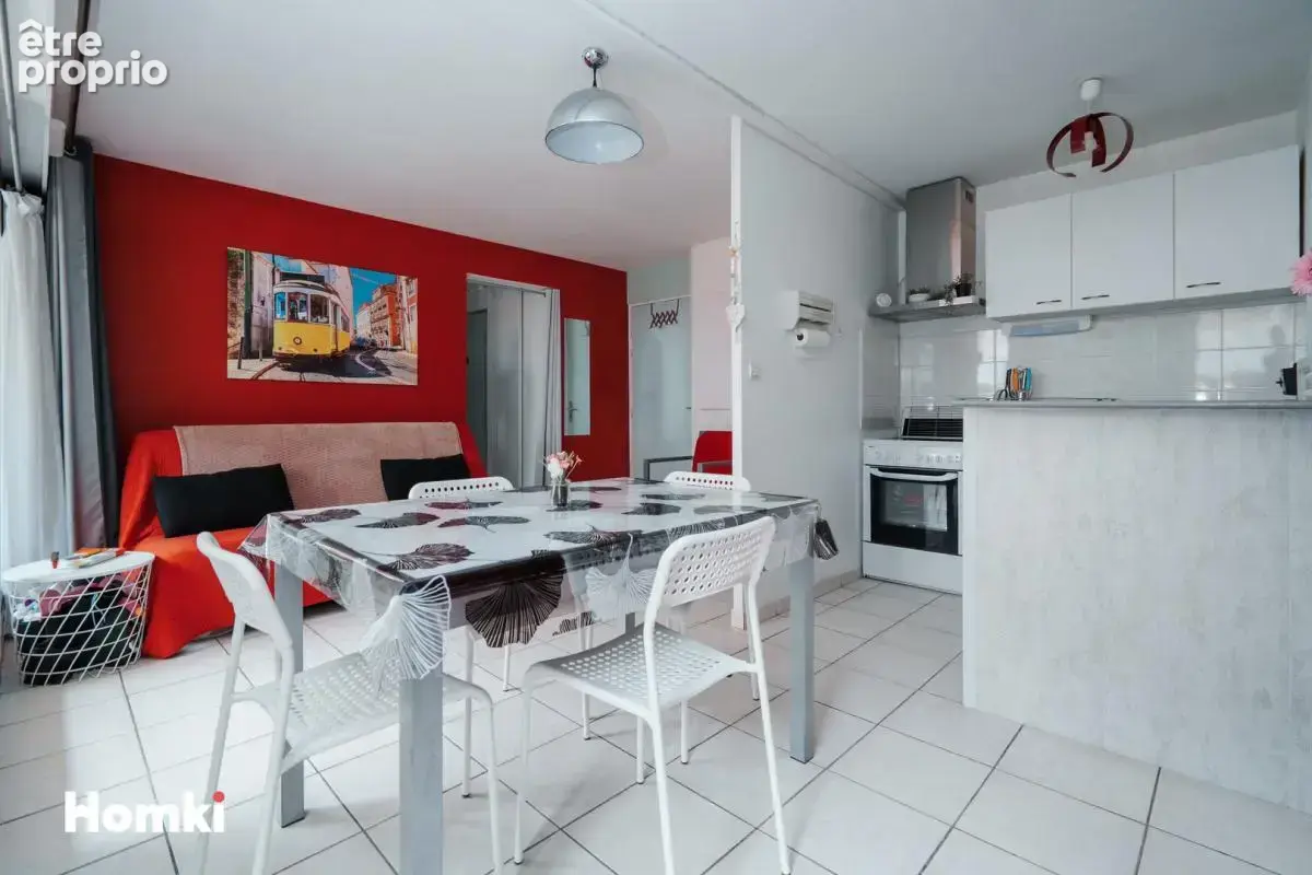 Appartement T3 de 45 m² à Sète 34200, Rue des Vermoutheries - photo 2