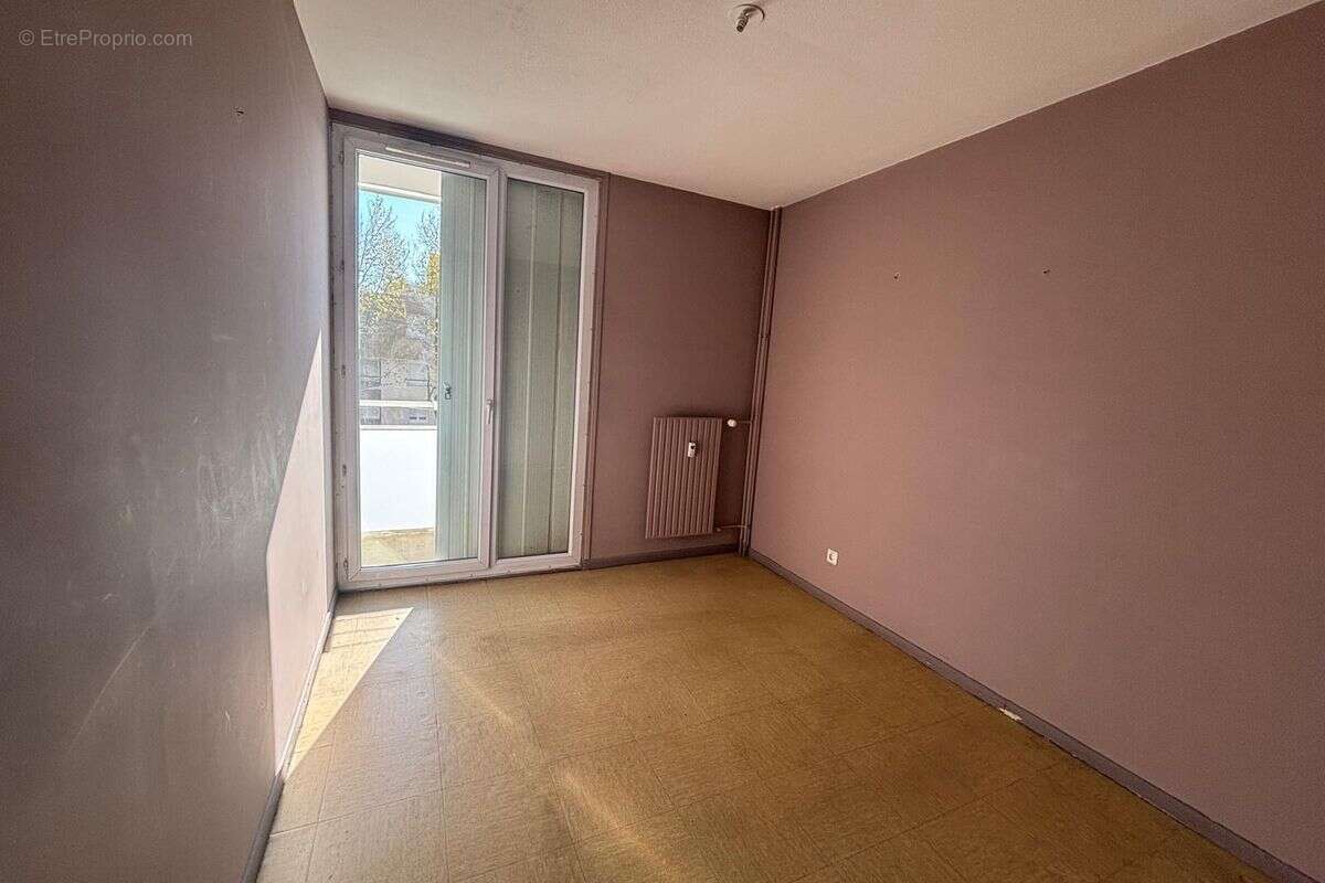 Appartement à PORT-DE-BOUC