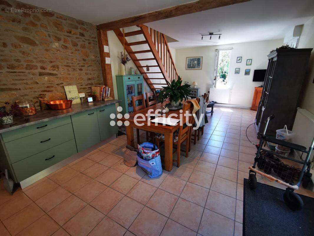 Maison en pierres - photo 27