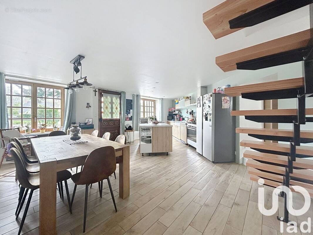 Photo 1 - Maison à DOL-DE-BRETAGNE