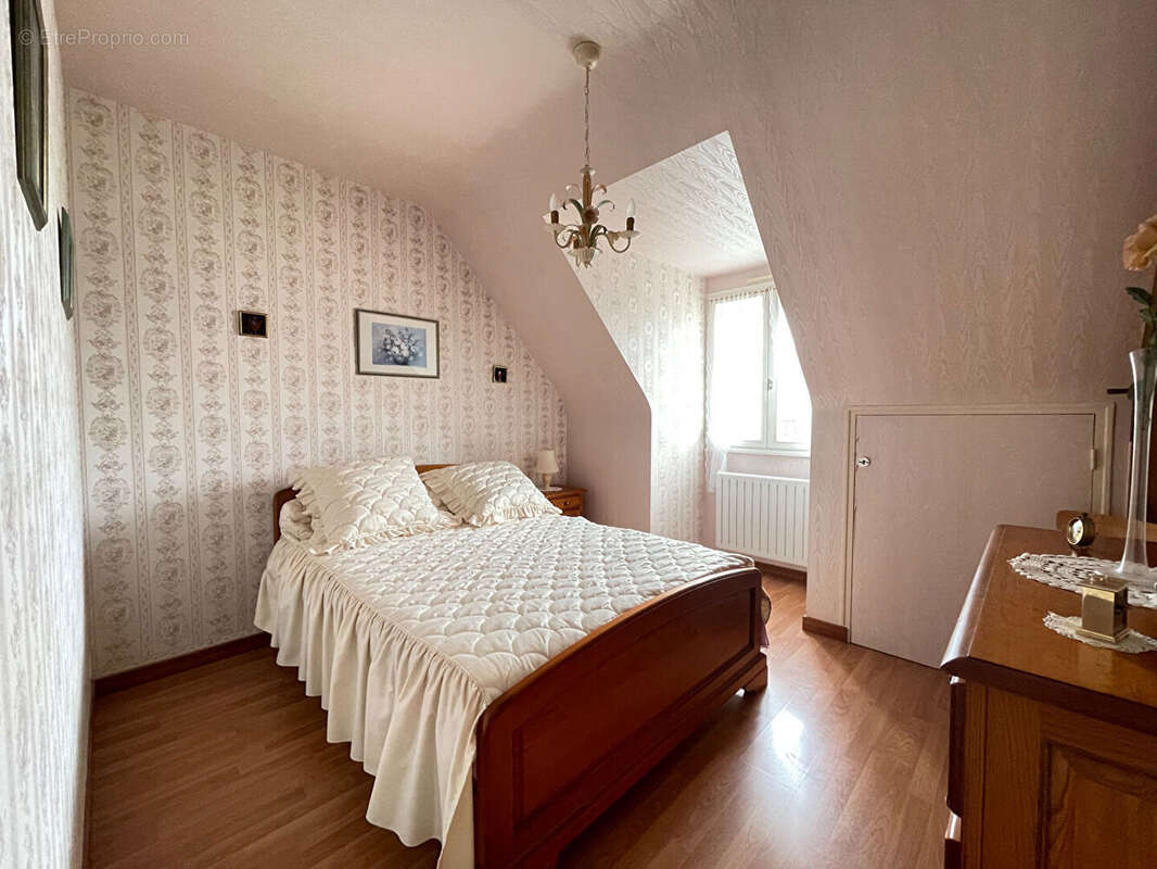 Maison à LA MEZIERE
