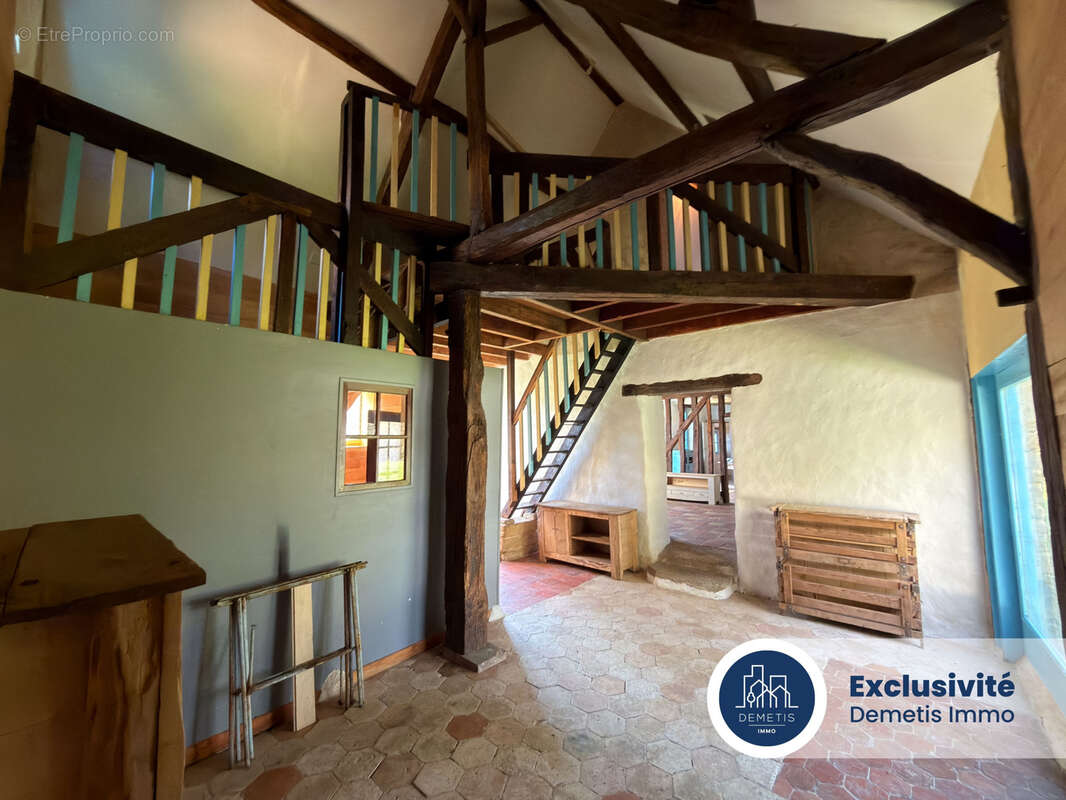 Maison à SAINT-MARS-SOUS-BALLON