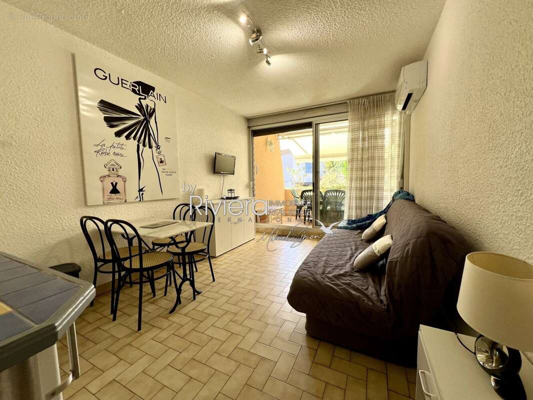 Studio cabine avec terrasse proche centre ! - photo 8