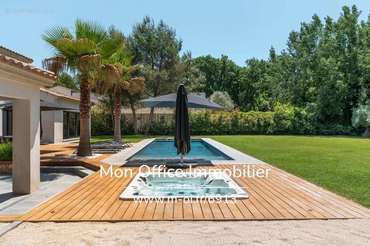 Référence : 6913-NFI - Villa 5 pièces + piscine au calme - photo 3
