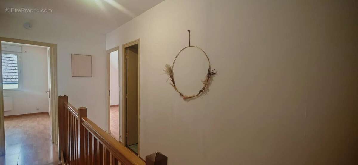Saint André Les Vergers - Maison familiale de 131m2 sur 975m - photo 7