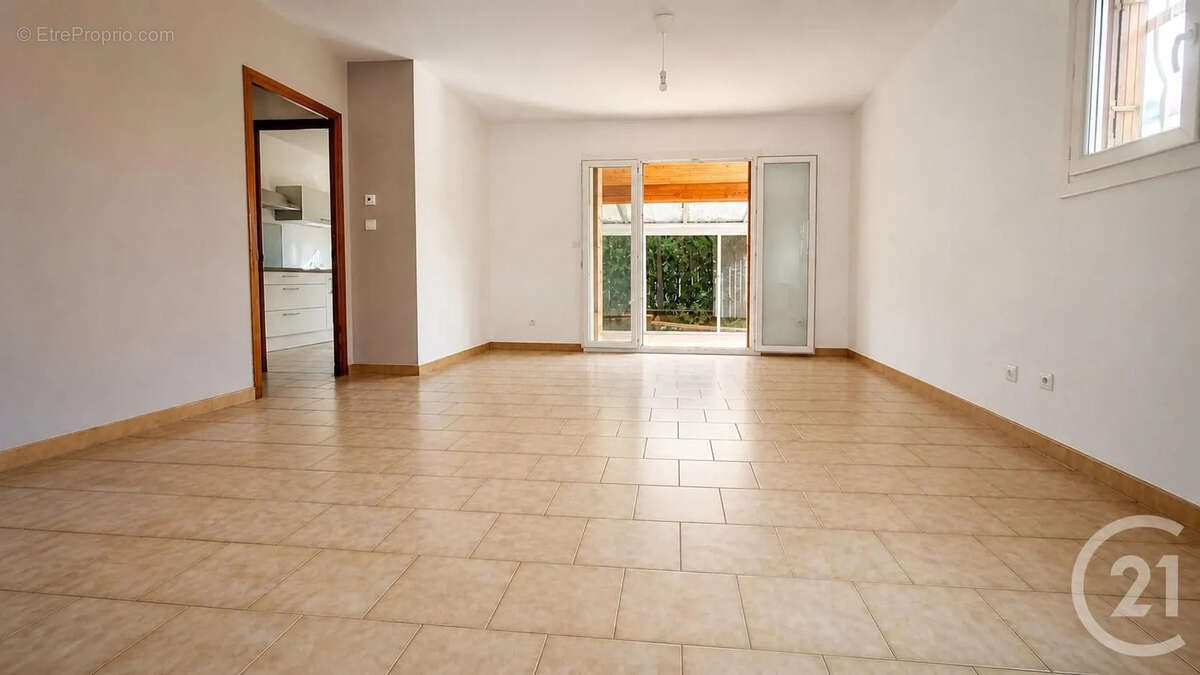 Maison à SIX-FOURS-LES-PLAGES