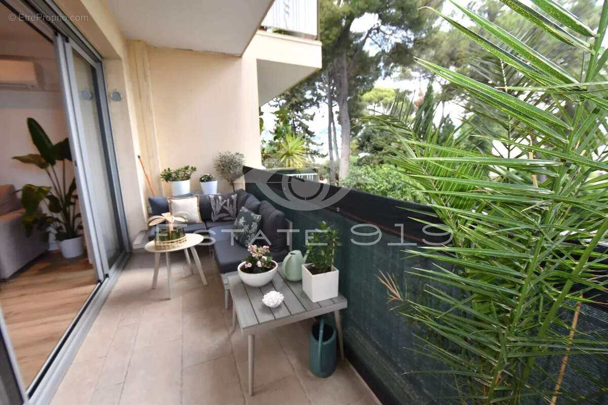 Appartement à LE CANNET