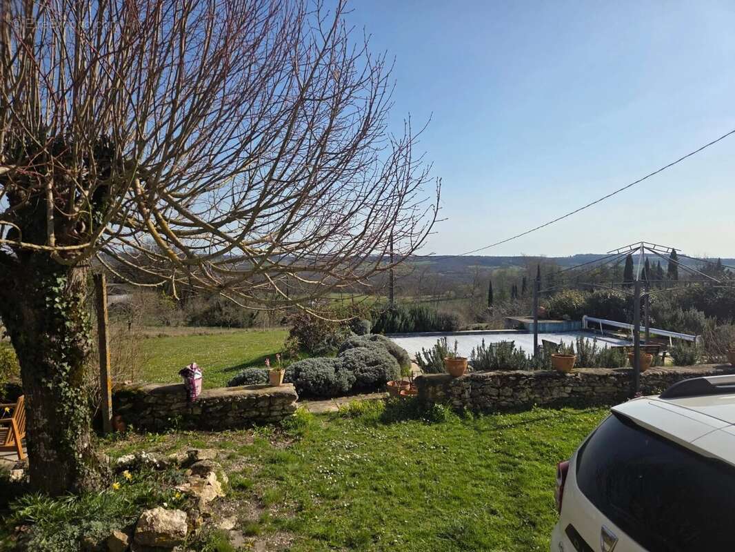 Maison à MONTPEZAT-DE-QUERCY