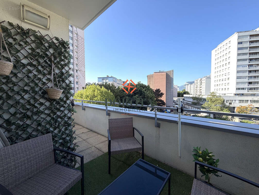 Appartement 49 m² à Grenoble  - photo 2
