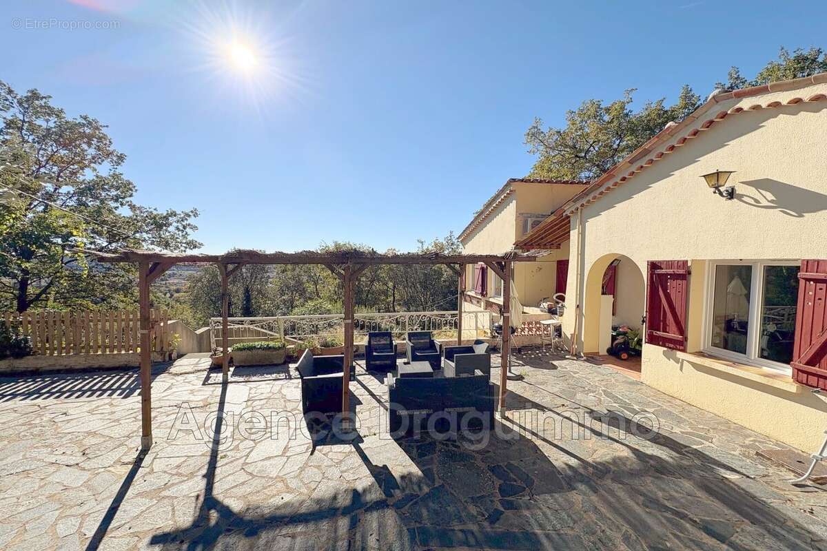 Maison à DRAGUIGNAN