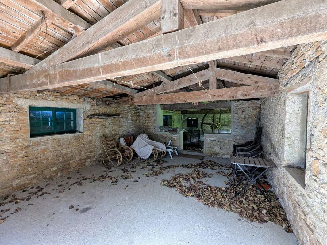 Maison à HURIGNY
