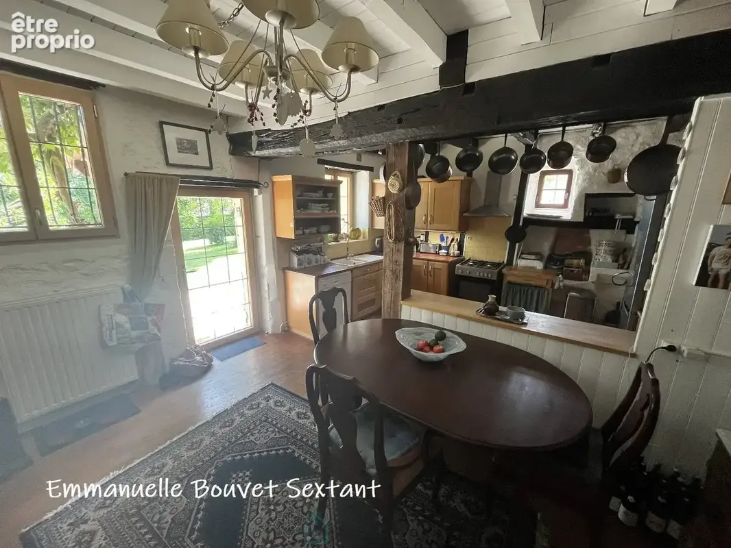 Maison en pierre, 3 chambres, 2 sde, piscine, agréable terrain avec vue dégagée de 2523 m2 - photo 11