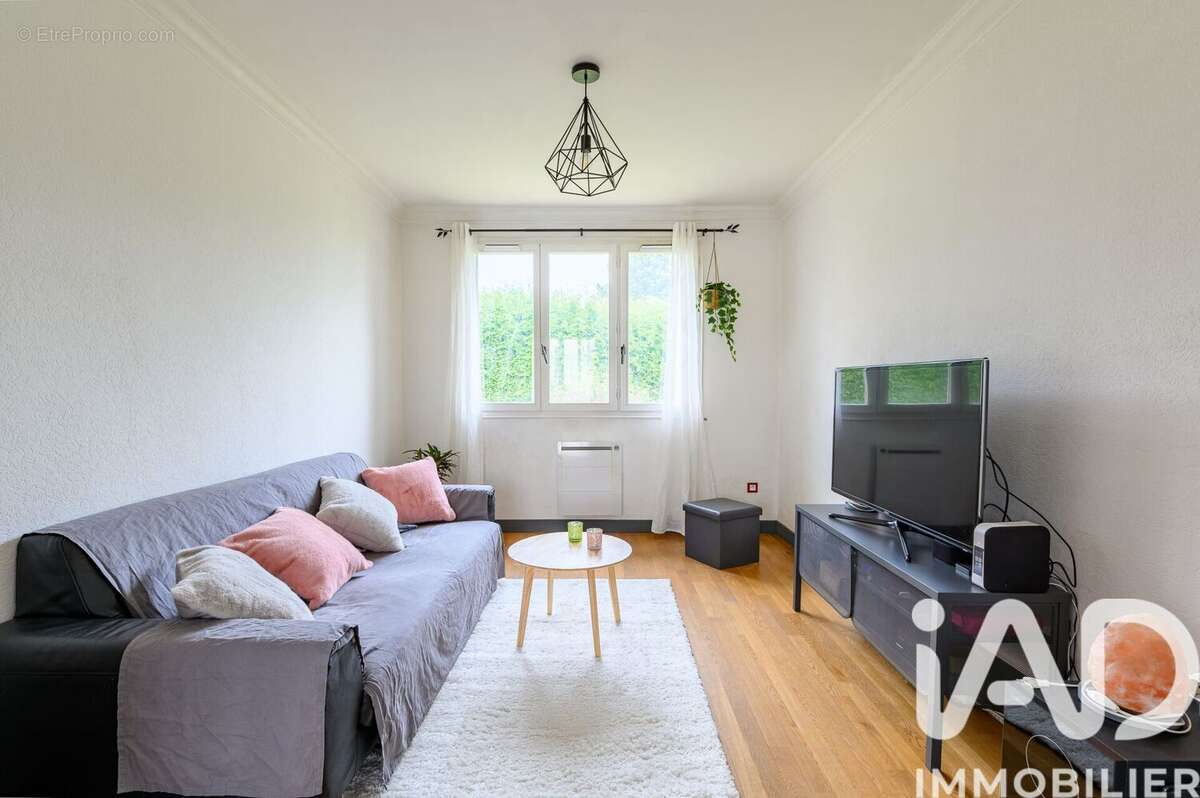 Maison 125 m² à Mareil-En-France  - photo 9