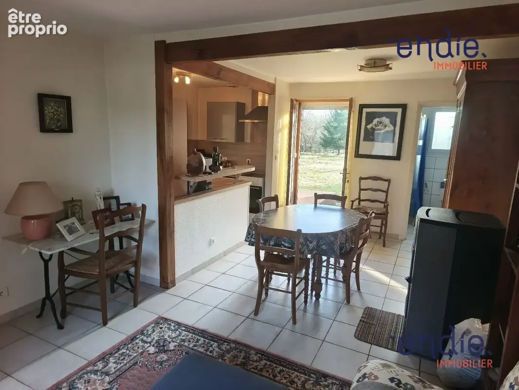 Maison 4 pièces 95 m² à vendre à Cosne-D'allier (03430) - photo 4