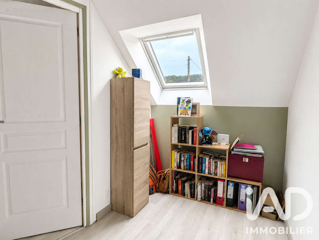 Maison 59 m² à La Glacerie  - photo 6