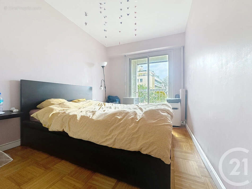 Appartement à PARIS-12E