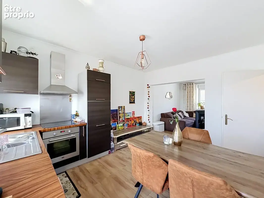 Appartement F2 bis   54,38 m2   Terrasse   Parking   Cave - photo 3