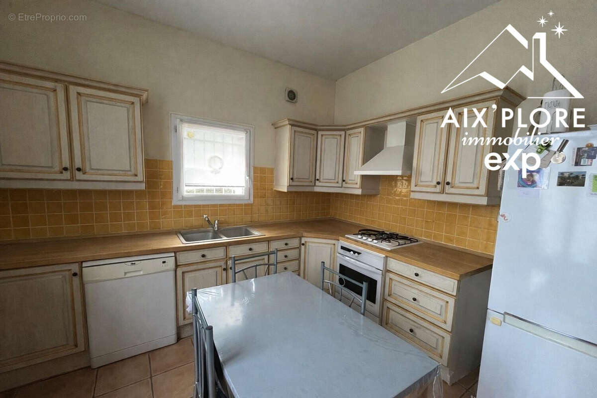 Maison 110 m² à Pont-De-Cheruy  - photo 7