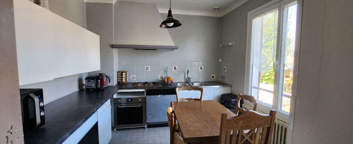 Maison à EPISY