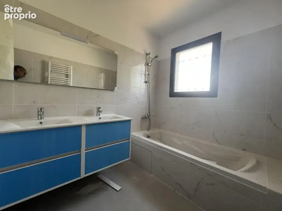 Maison 4 pièces 91 m² à vendre à Marseillan (34340) - photo 2