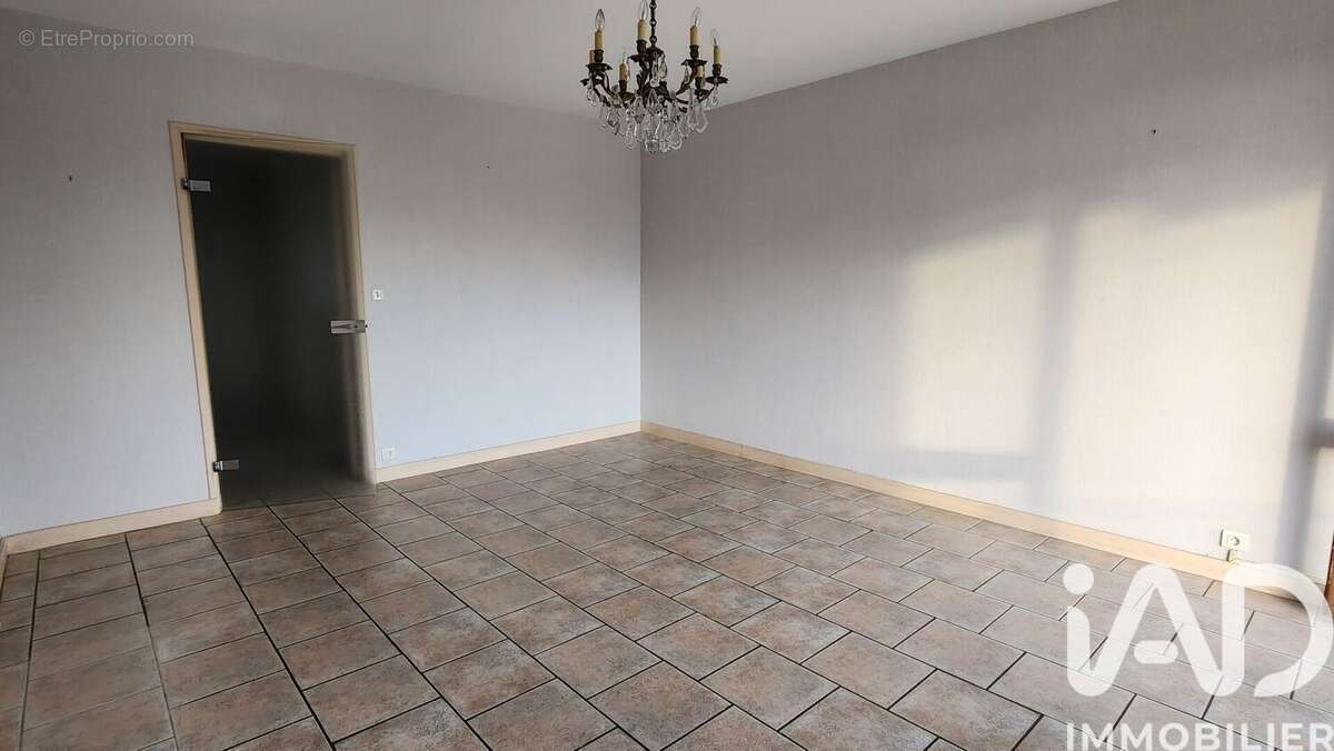 Appartement 73 m² à Bergerac  - photo 3